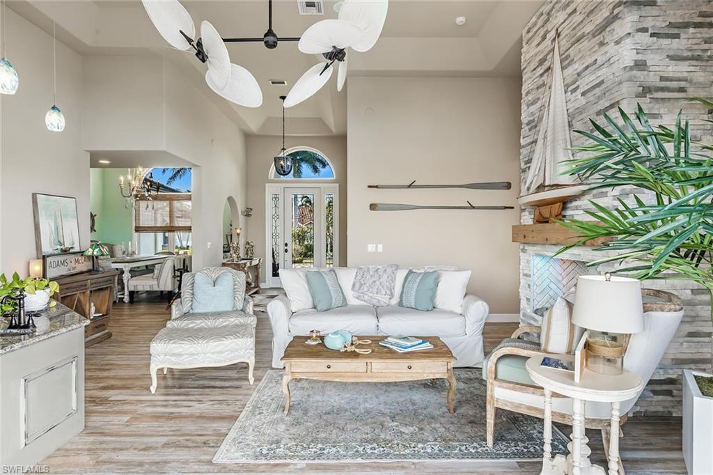 MARCO ISLAND - Residential