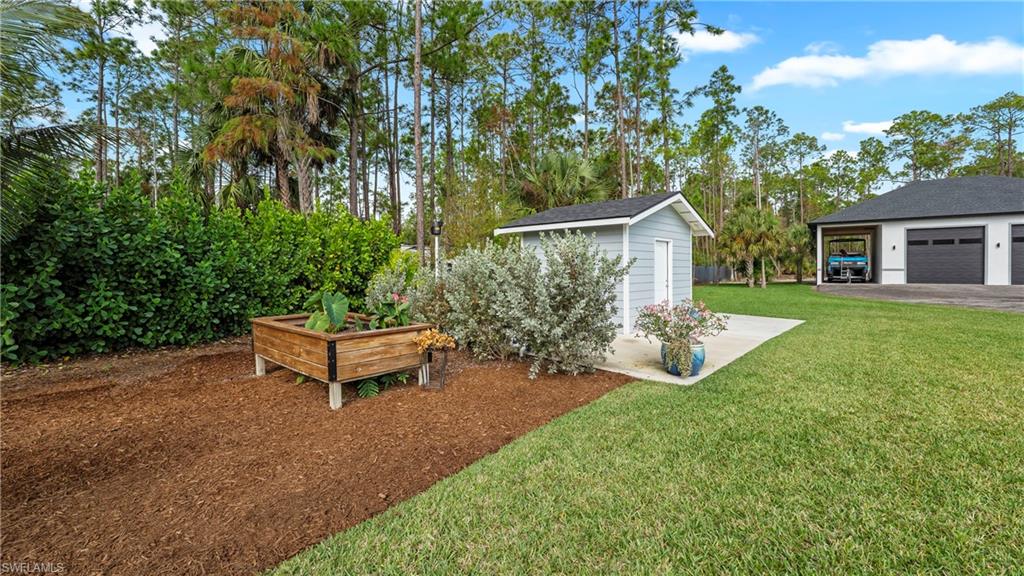 GOLDEN GATE ESTATES - Residential