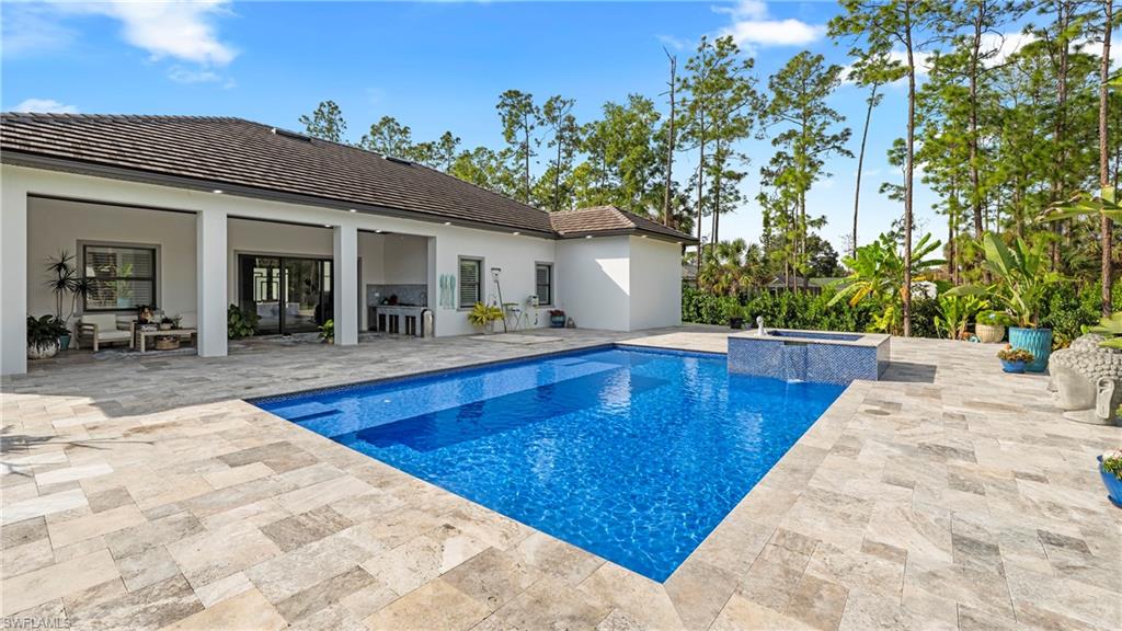 GOLDEN GATE ESTATES - Residential