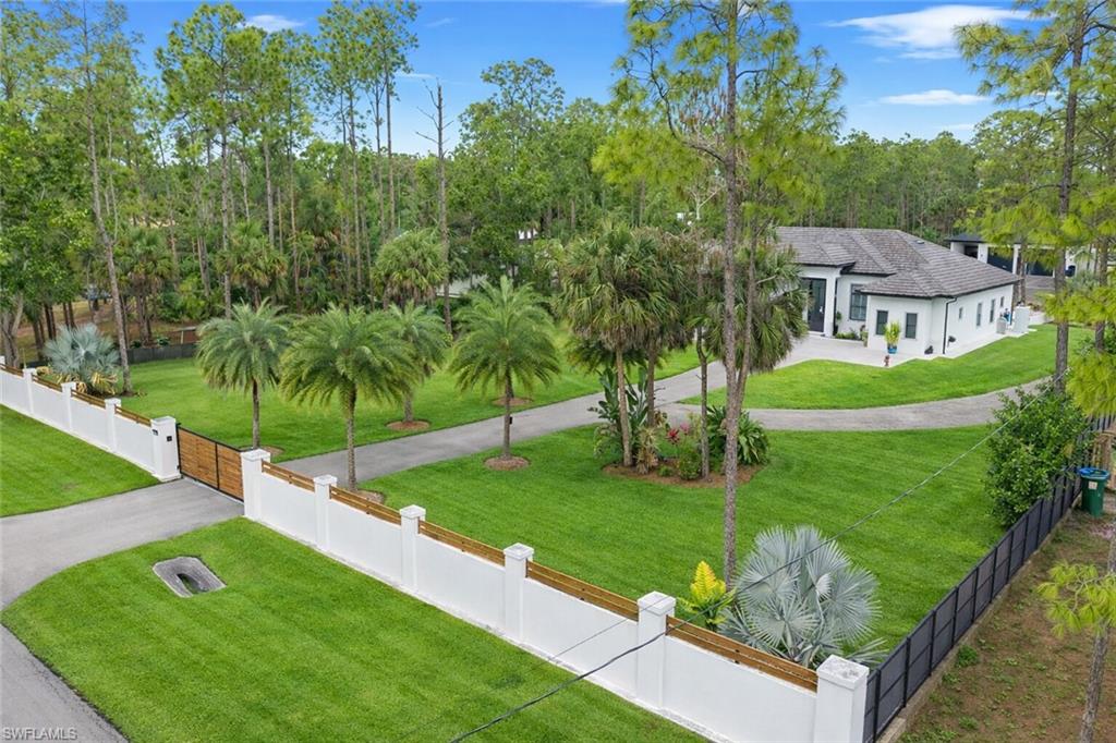 GOLDEN GATE ESTATES - Residential