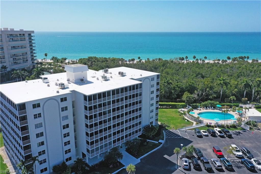 Photo of 1 Bluebill AVE #605, NAPLES, FL 34108 (MLS # 226010947)