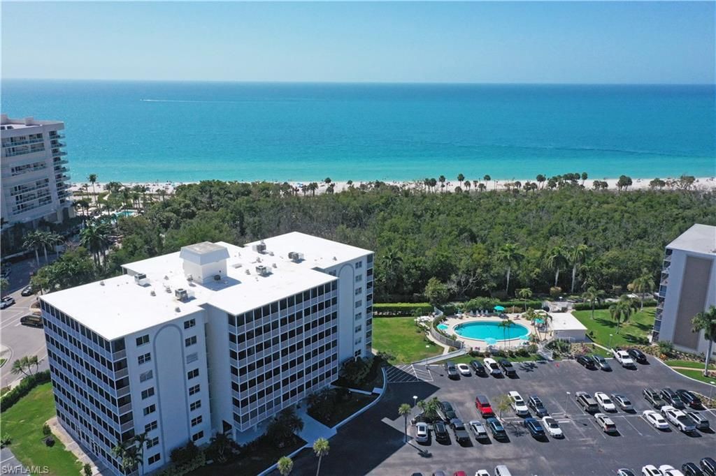 Photo of 1 Bluebill AVE #605, NAPLES, FL 34108 (MLS # 226010947)
