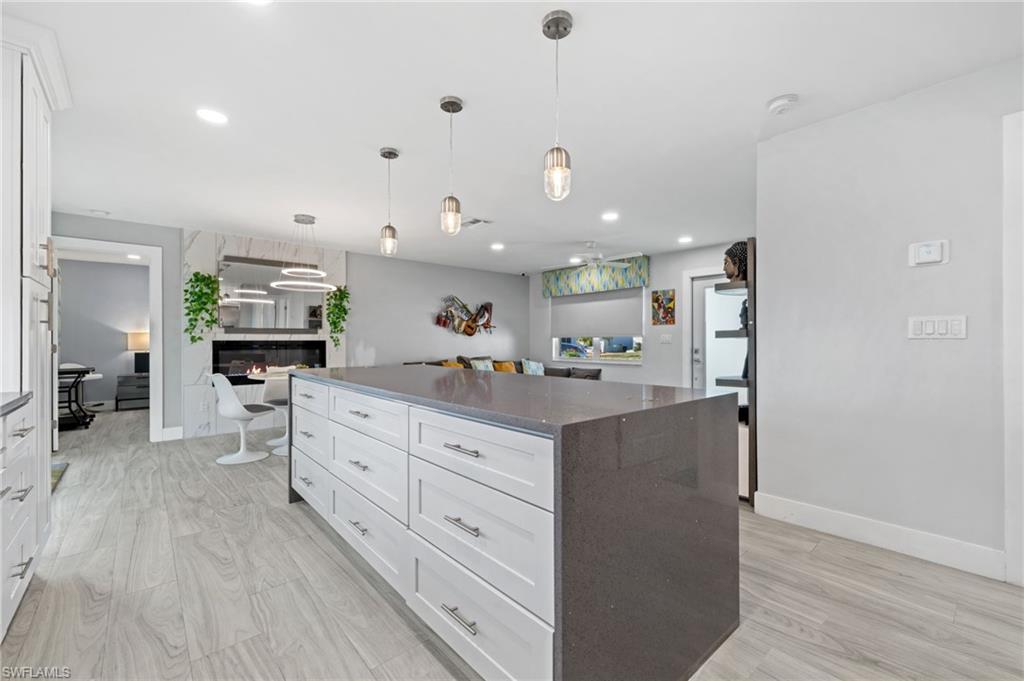 SOUTH POINTE - Residential