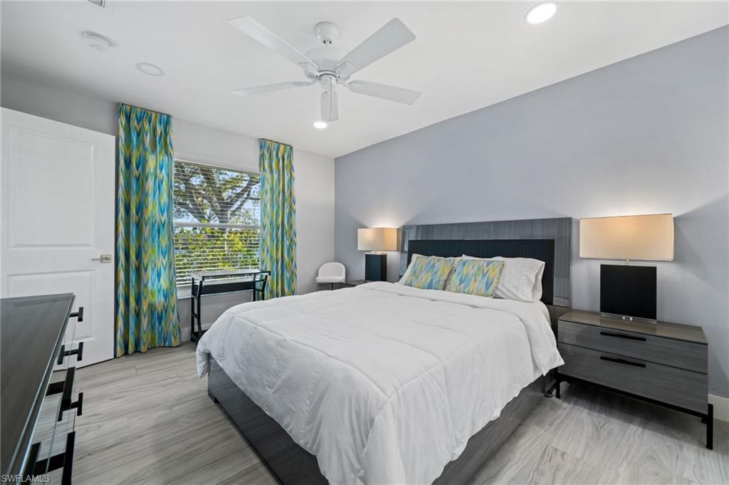 SOUTH POINTE - Residential