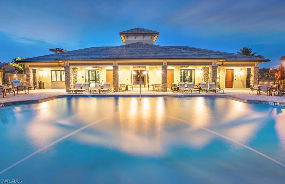 CAMDEN LAKES - Residential