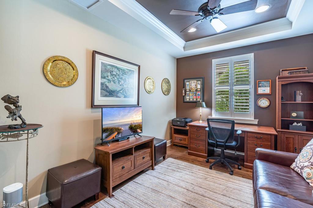 CAMDEN LAKES - Residential