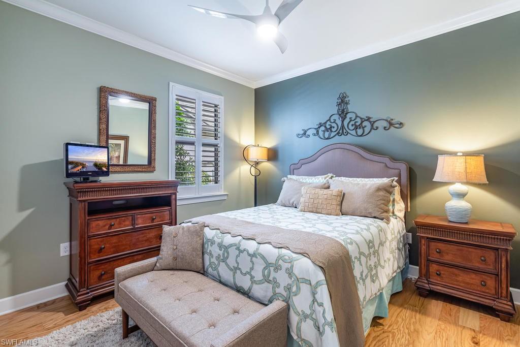 CAMDEN LAKES - Residential