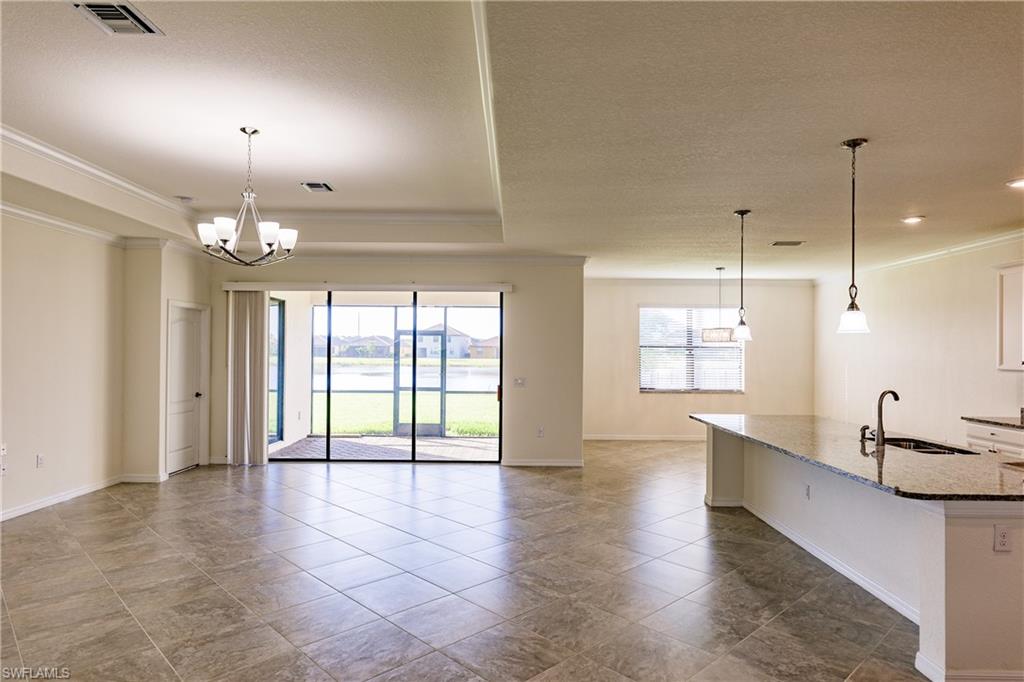 HAMPTON PARK - Residential