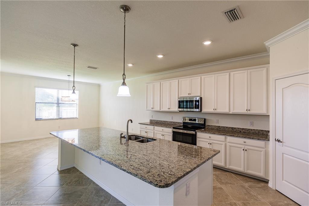 HAMPTON PARK - Residential