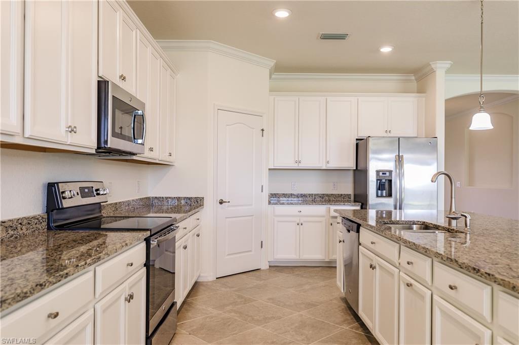 HAMPTON PARK - Residential