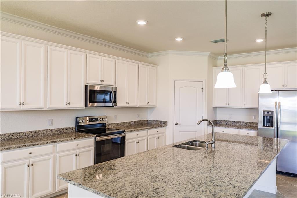 HAMPTON PARK - Residential