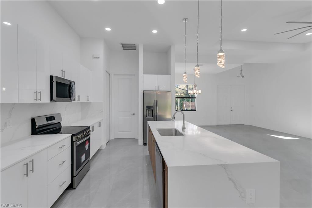 LEHIGH ACRES - Residential