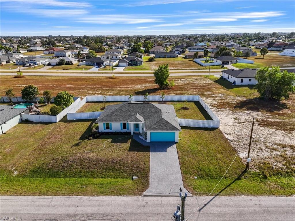 CAPE CORAL - Residential