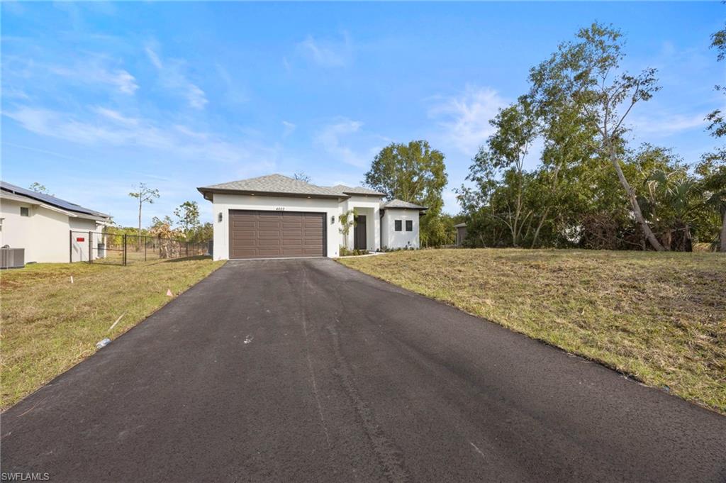 GOLDEN GATE ESTATES - Residential