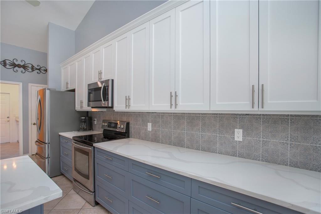 HUNTERS RIDGE - Residential