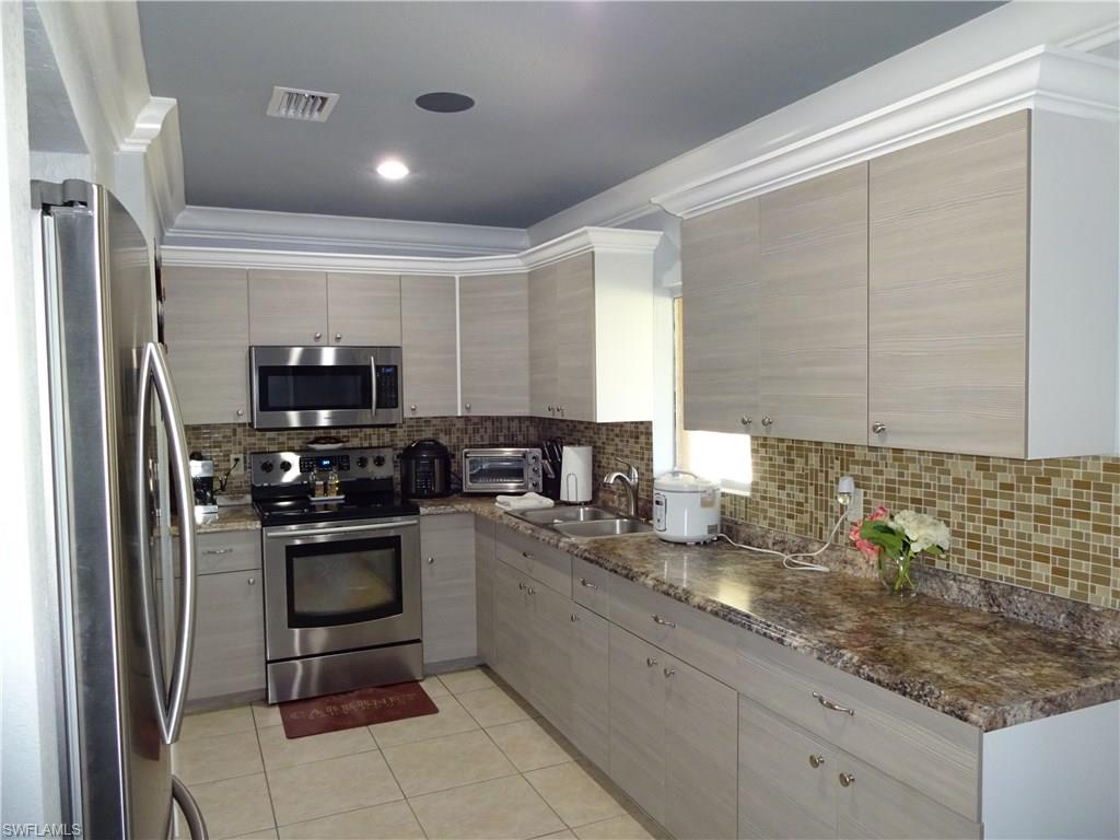 GOLDEN GATE ESTATES - Residential