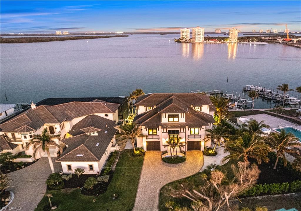 LAGUNA SHORES - Residential