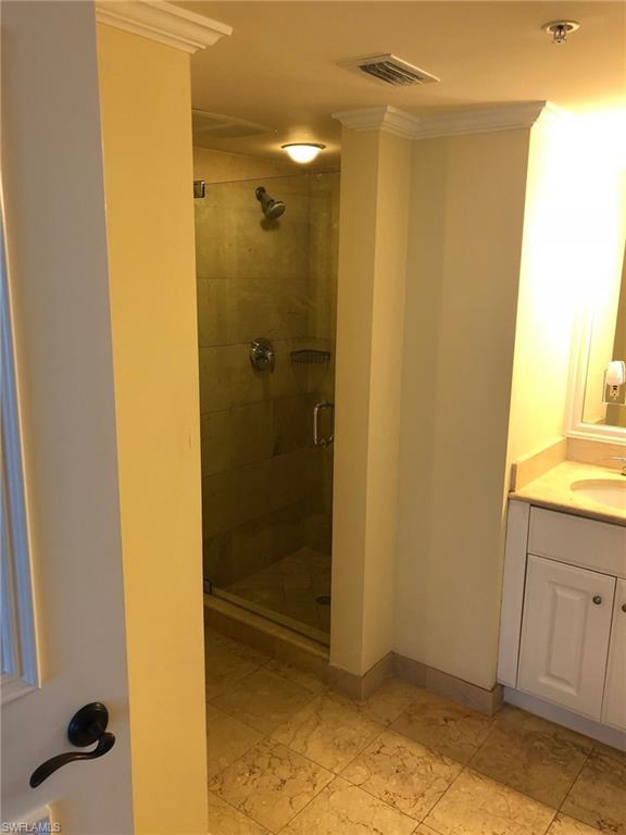 MARCO BEACH OCEAN RESORT - Residential