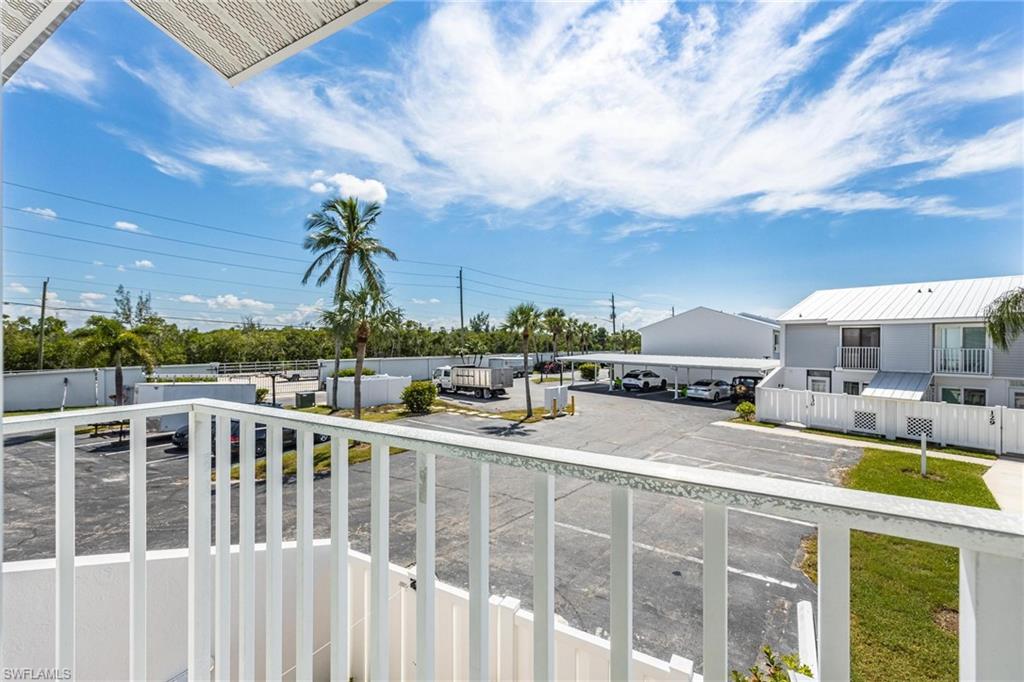 BOARDWALK CAPER - Residential