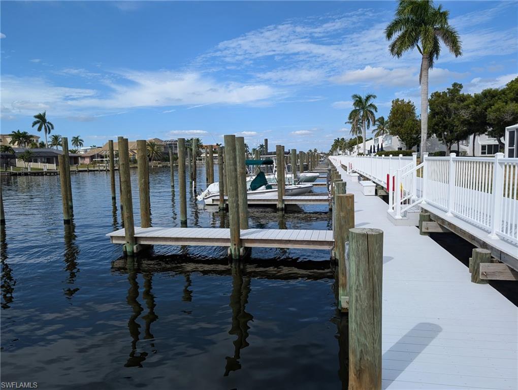 BOARDWALK CAPER - Residential