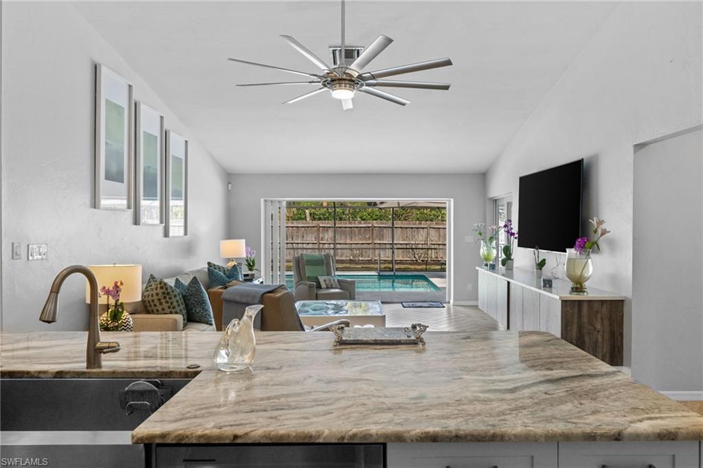 PINEWOODS - Residential Lease