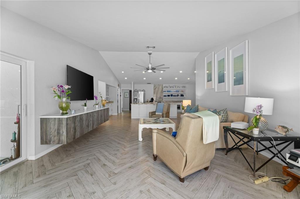 PINEWOODS - Residential Lease