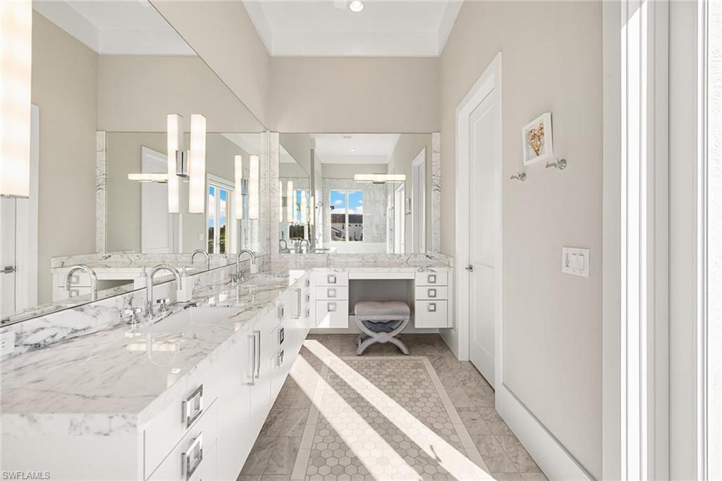 BONITA BEACH - Residential