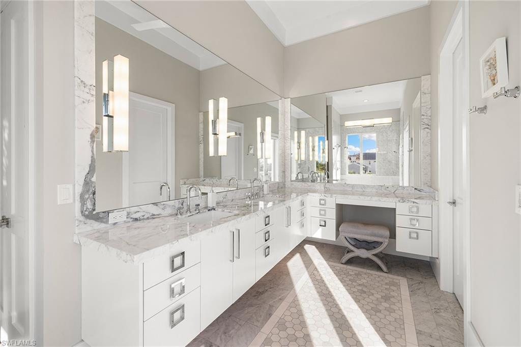 BONITA BEACH - Residential