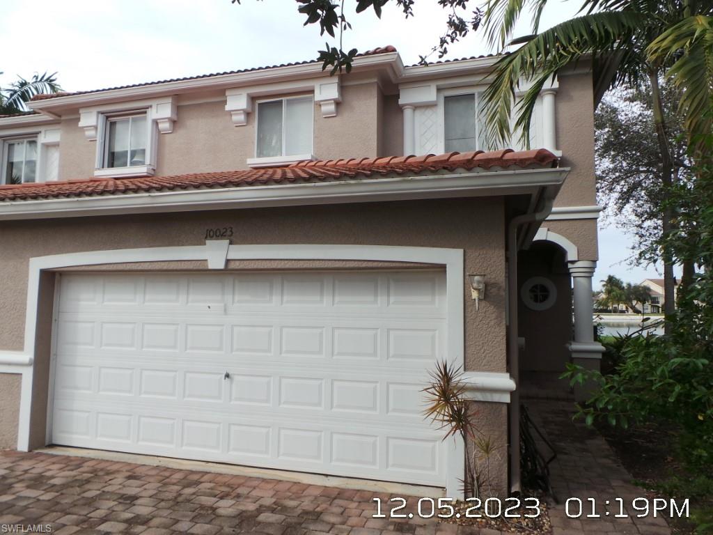 COLONNADE AT FORUM - Residential