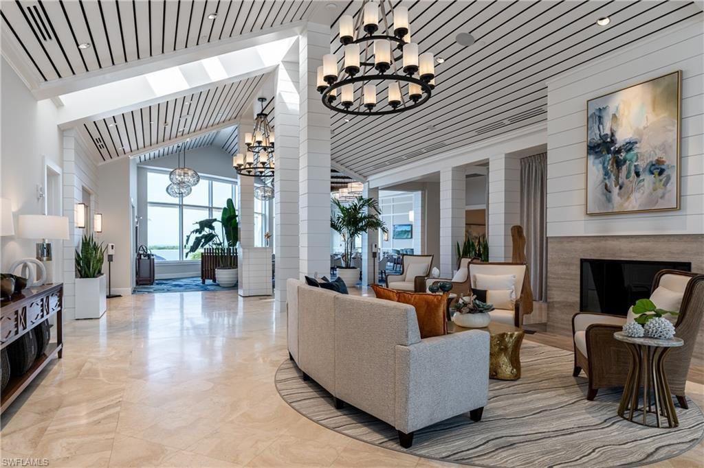 395 Gumbo Limbo LN