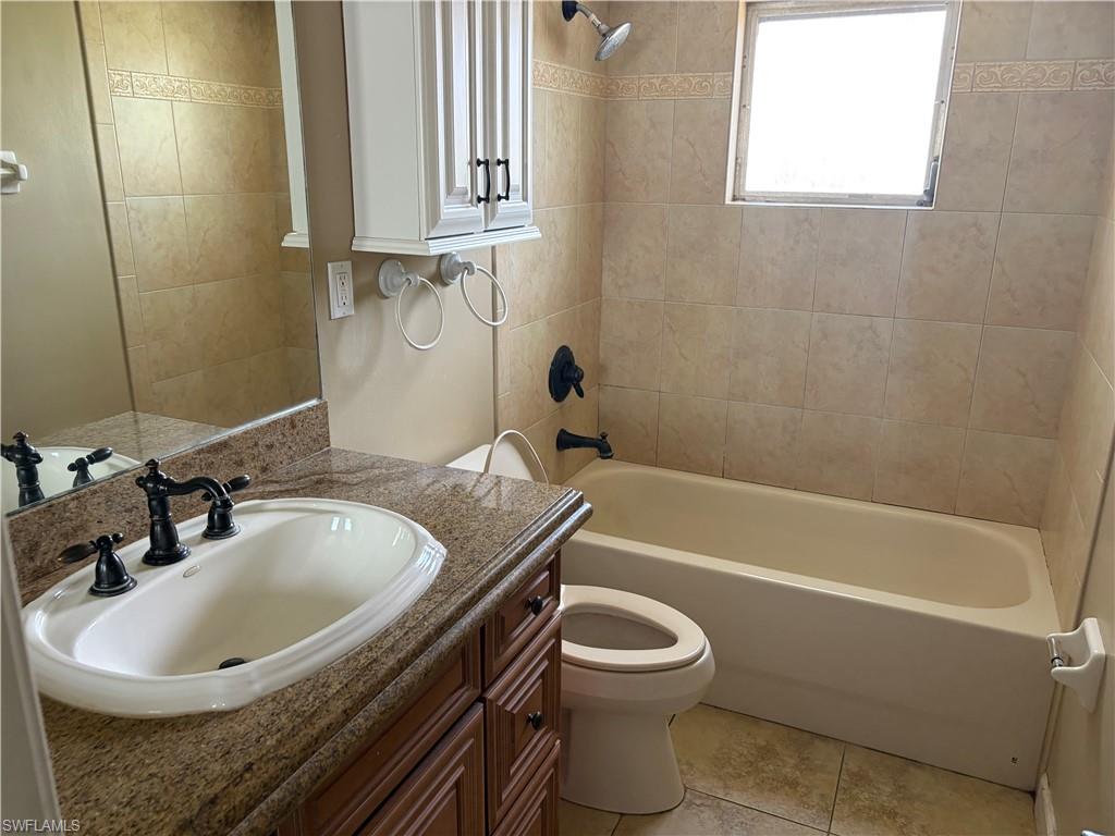 SAN CARLOS PARK - Residential