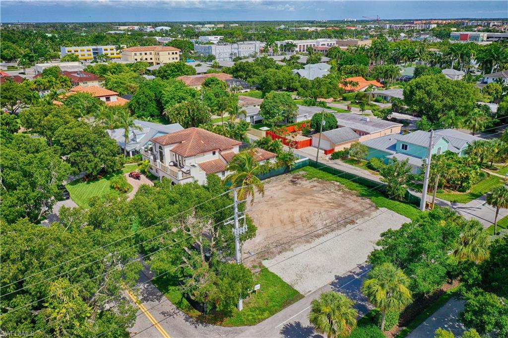 OLDE NAPLES - Residential