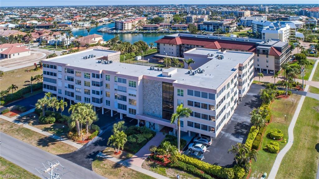 MARISOL PLAZA - Residential