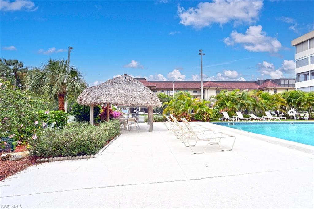 MARISOL PLAZA - Residential