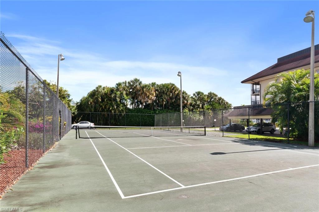 MARISOL PLAZA - Residential