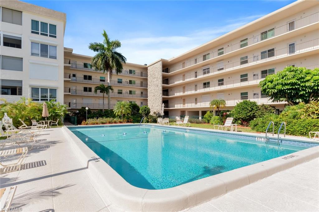 MARISOL PLAZA - Residential