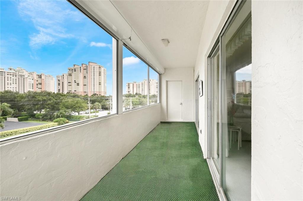 MARISOL PLAZA - Residential