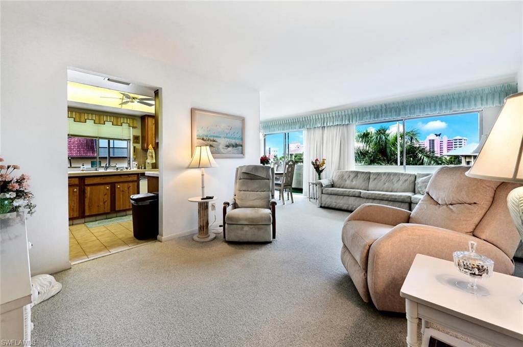 MARISOL PLAZA - Residential