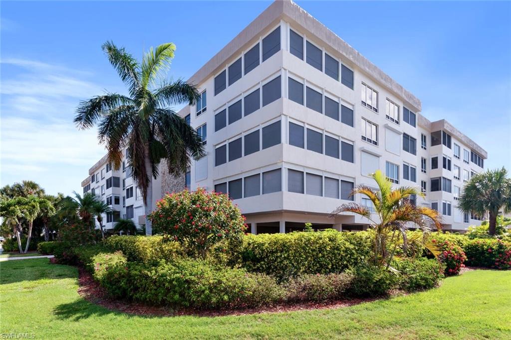 MARISOL PLAZA - Residential