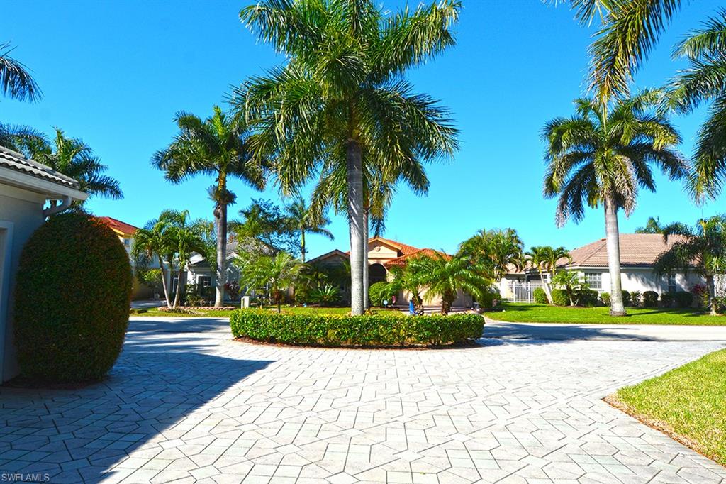 CASA DEL LAGO - Residential