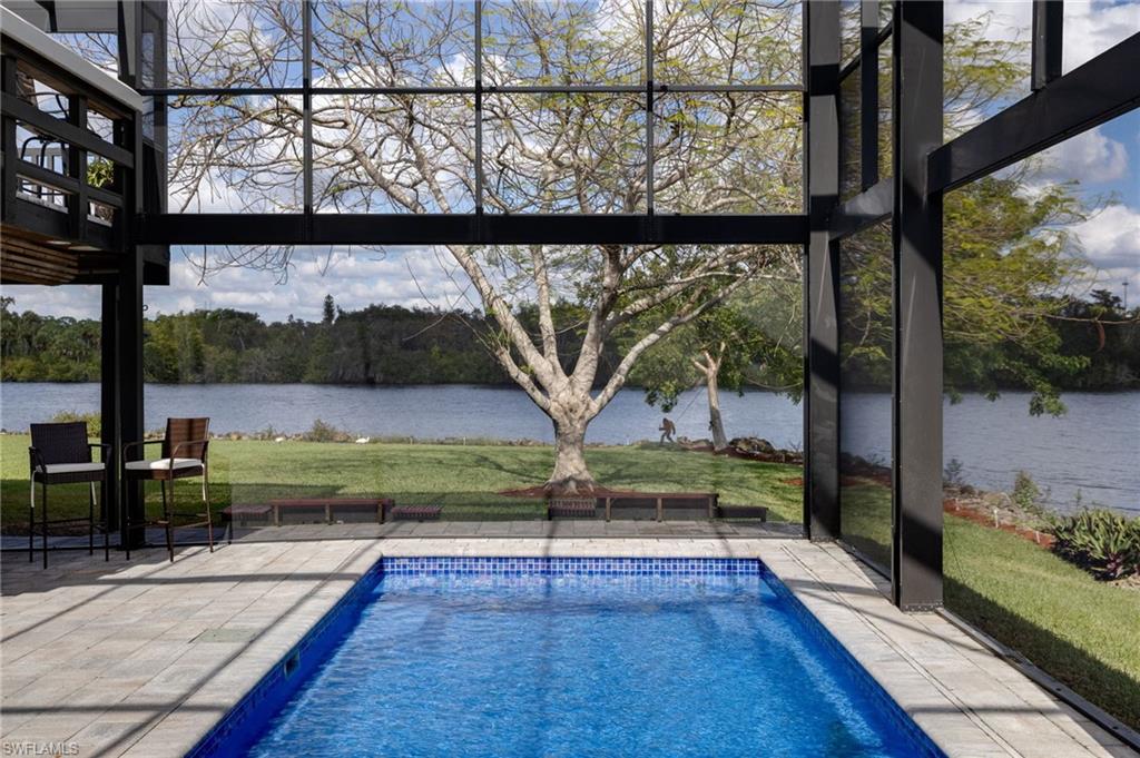 RIVER OAKS - Residential