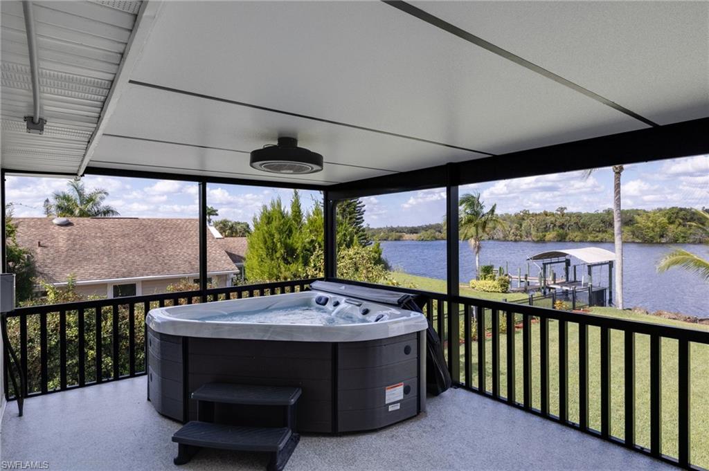 RIVER OAKS - Residential