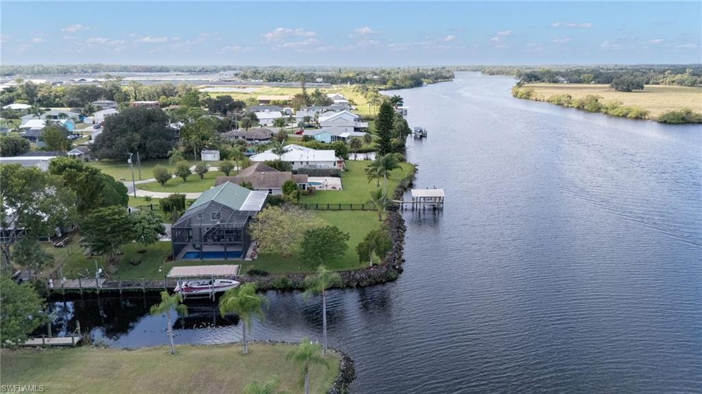 RIVER OAKS - Residential