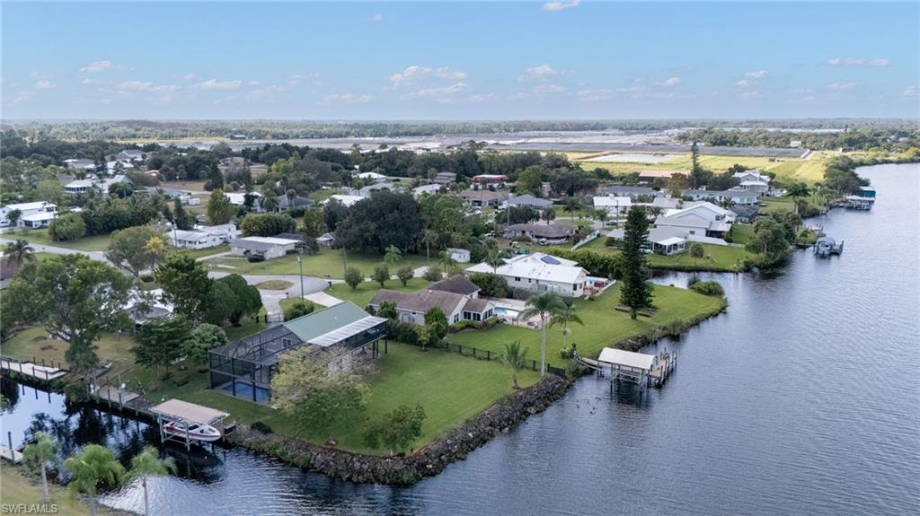 RIVER OAKS - Residential