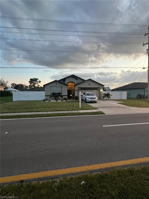 CAPE CORAL - Residential
