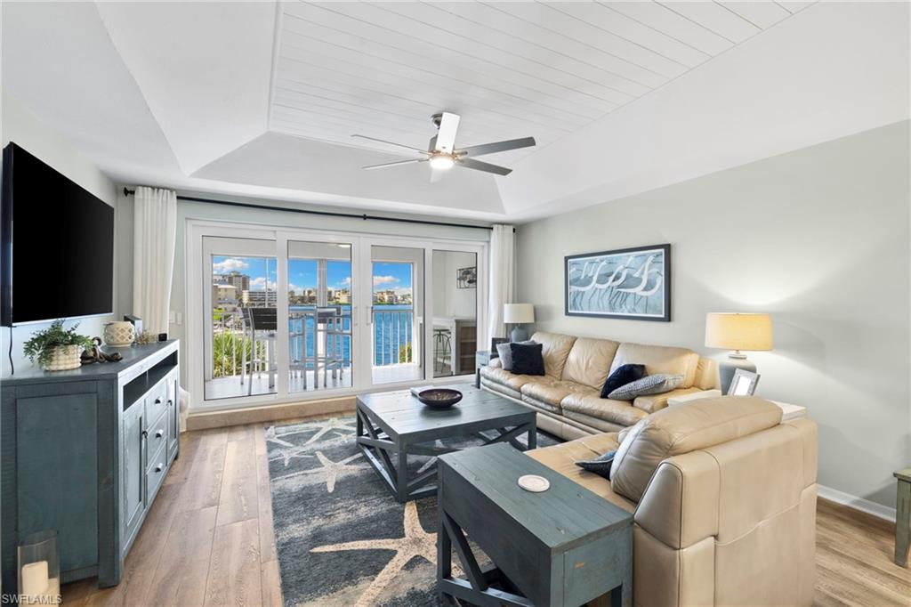 9101 Vanderbilt DR 302