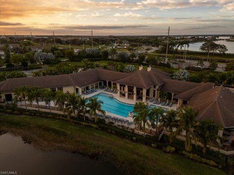 A home in NAPLES