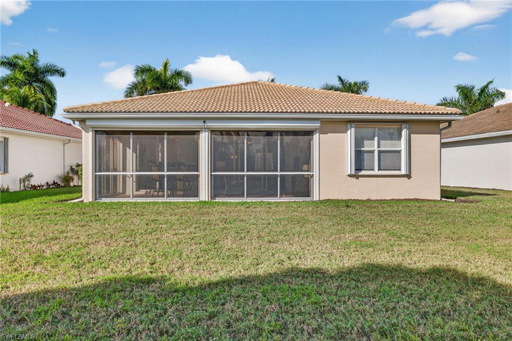 REFLECTION LAKES OF NAPLES - Residential