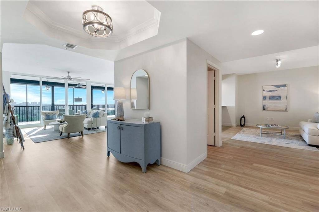 455 Cove Tower DR 902