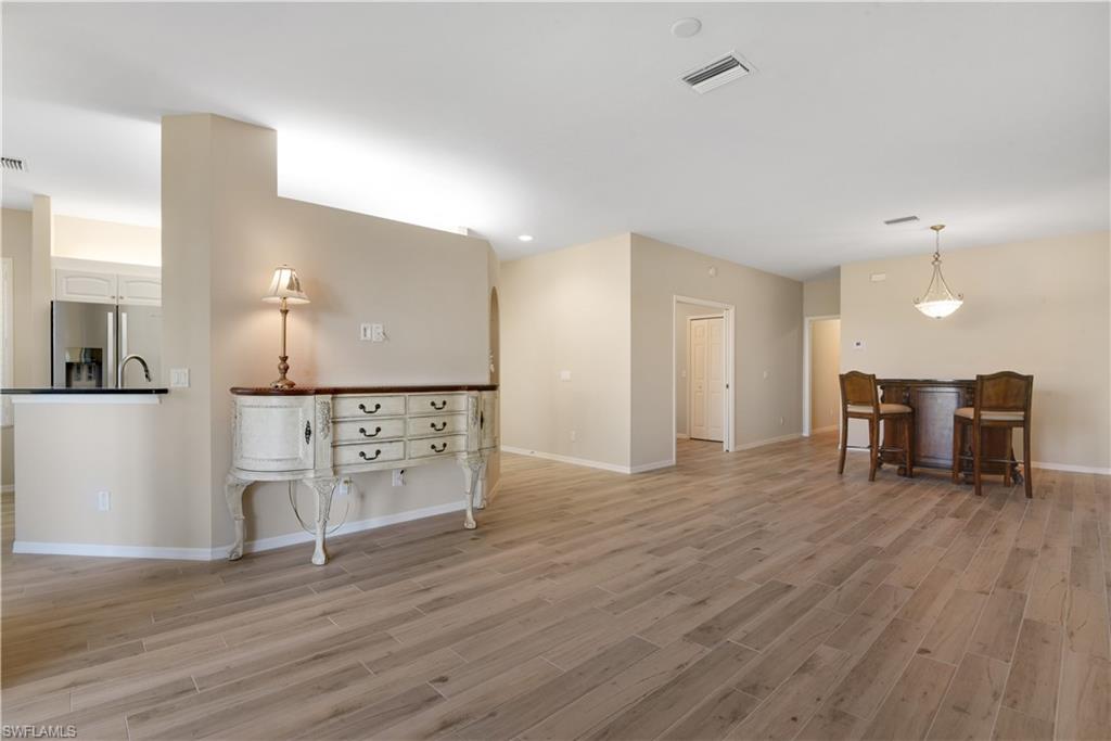 CLUBSIDE - Residential